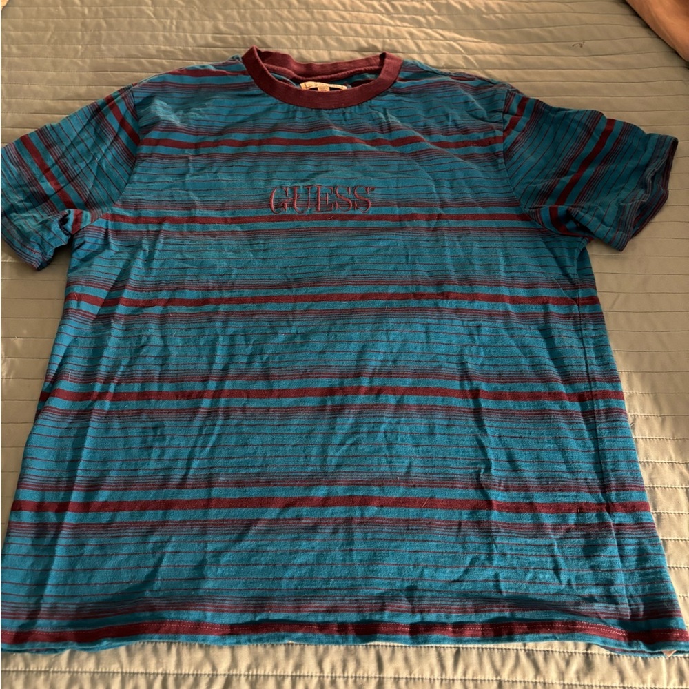 Men’s guess shirt